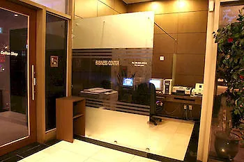 Lake Tourist Hotel Seoul 3*,